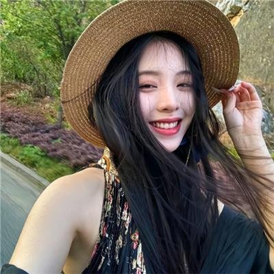 长跑八年她奔向白月光